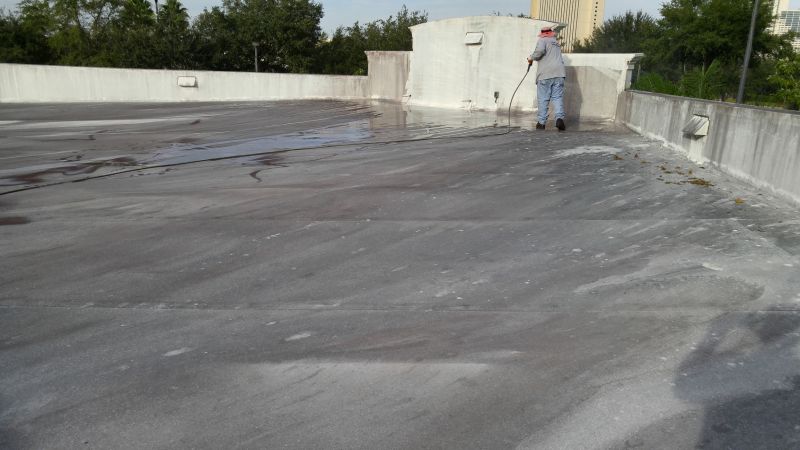 Local Rubber Roof Service pros at work